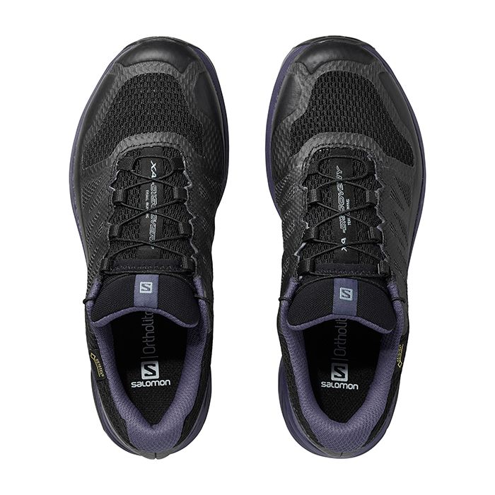 Salomon discovery store